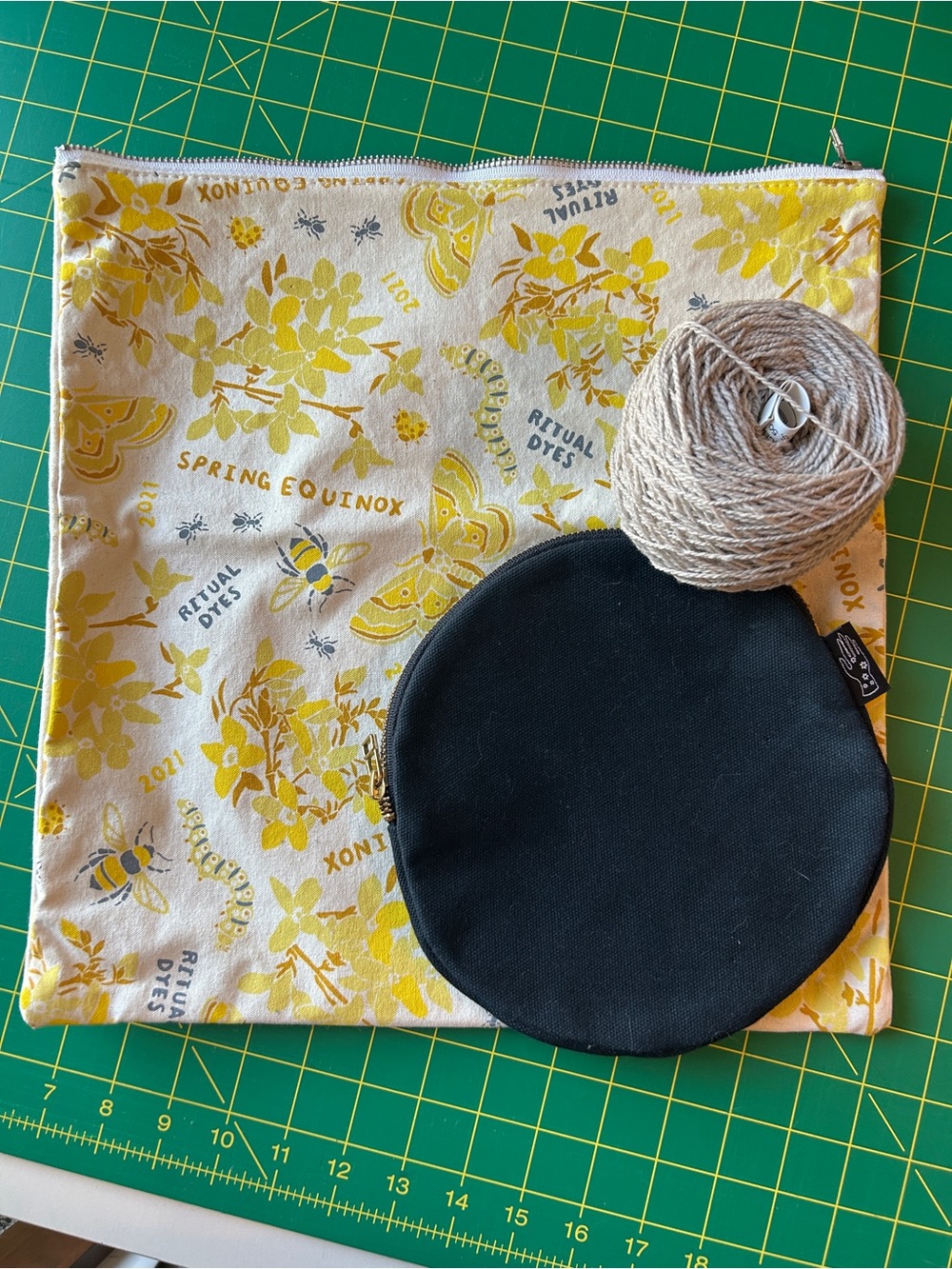 YARN DESTASH / Ritual Dyes Bundle
